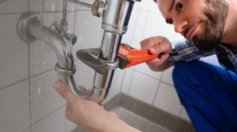 Local tankless water heater installation in Wapello, IA